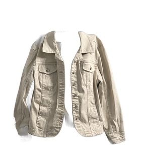 Women’s white stretchy jean jacket
